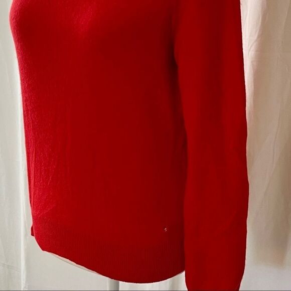 Vintage Lord & Taylor Cashmere Sweater in Berry Burst Red Size S - Picture 5 of 6